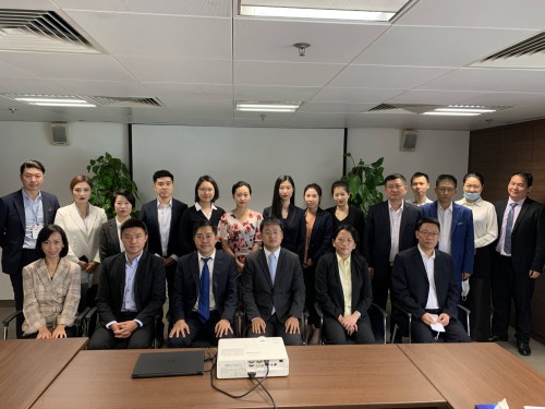 Uma delegação chefiada por Chen Hongliang, Vice-Presidente do Sub-Conselho do CCPIT Hainan visita a ...